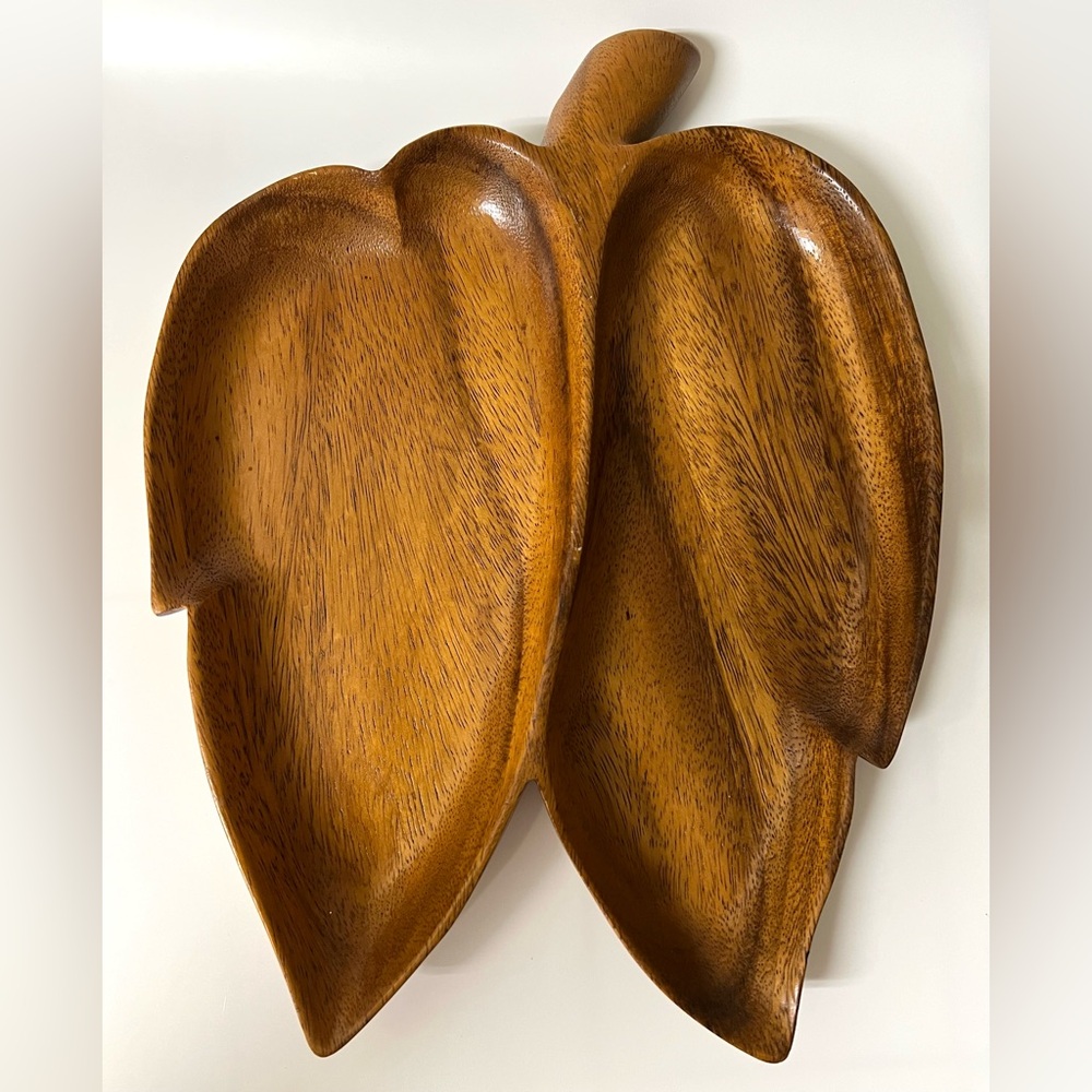 VTG Hand Carved Leaf Shaped Divided Monkey Pod Wood Serving Tray Hawaii 13x10 in